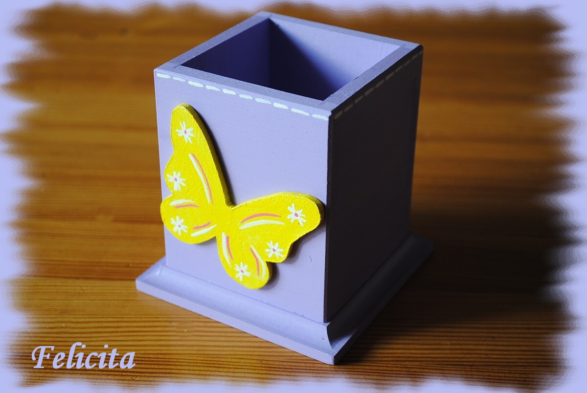 Tužkovník fialový - Motýl II.